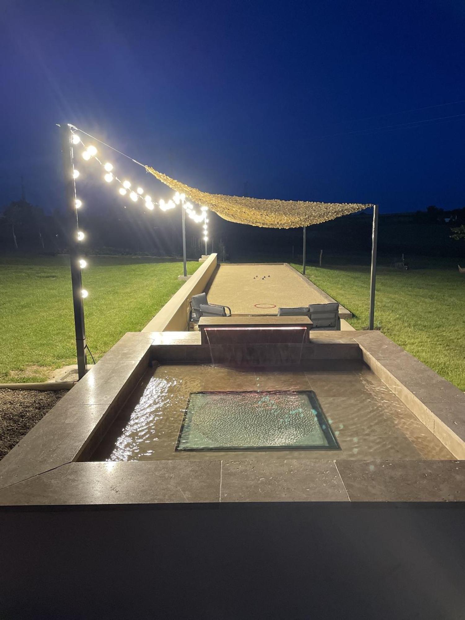 Le Lodge Spa Saint-Laurent-d'Andenay Bagian luar foto